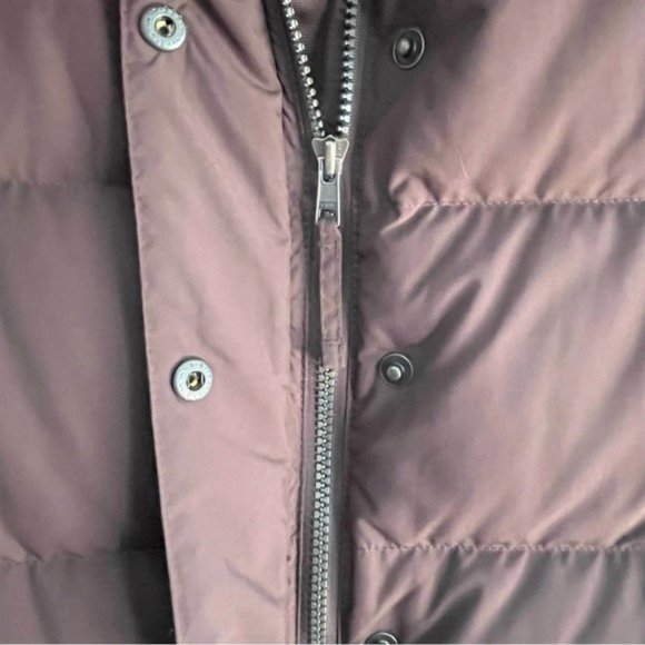 L.L. Bean Goose Down Filled Puffer Vest Removable Faux Fur Collar Size L - Picture 6 of 13